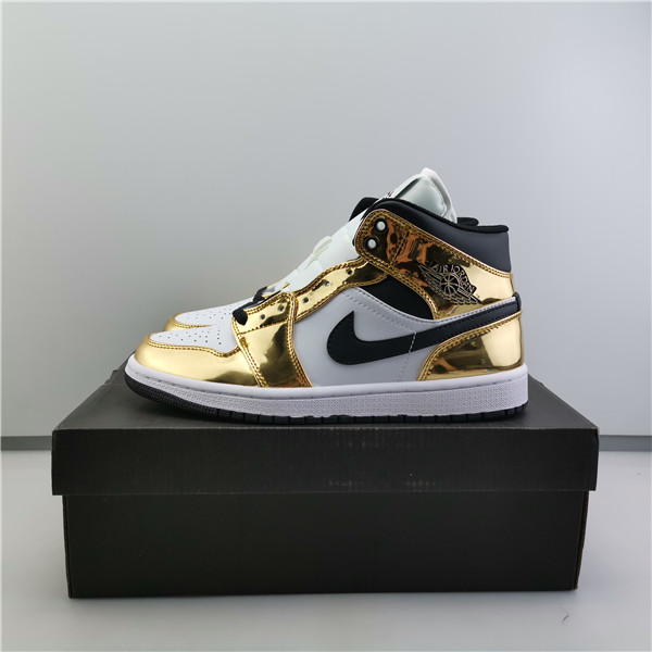 AIR JORDAN 1 MID WHITE/METALLIC GOLD-BLACK 554727 156