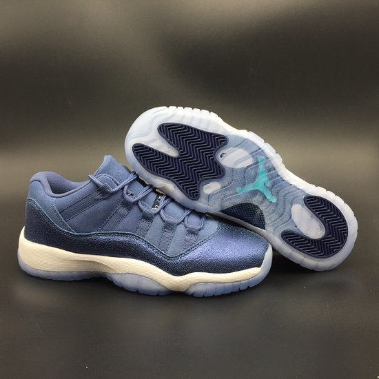 Air Jordan 11 Low GS ''Blue Moon'' GG