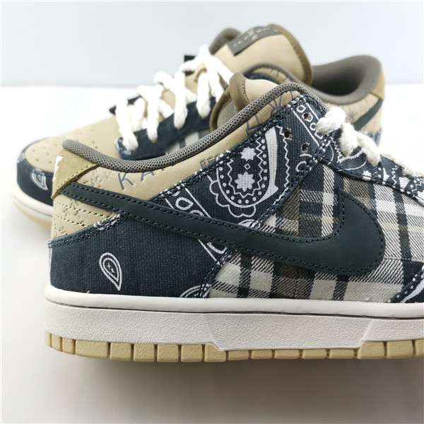 Nike SB Dunk Low Travis Scott CT5053-001