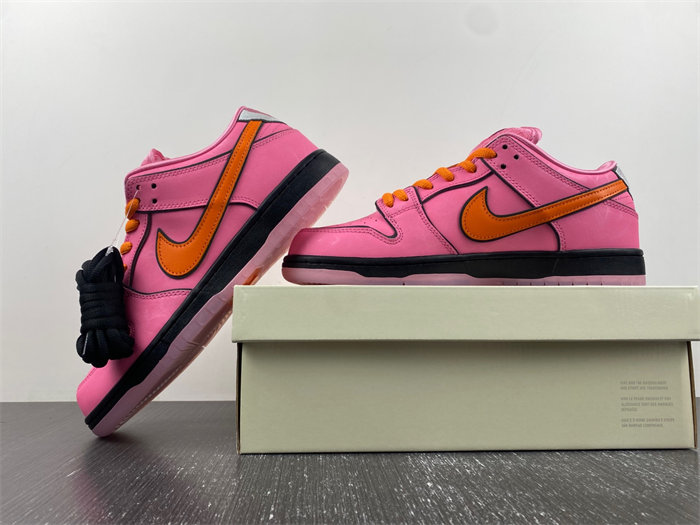 Feitian policewoman x Nike SB dunk FD2631-600