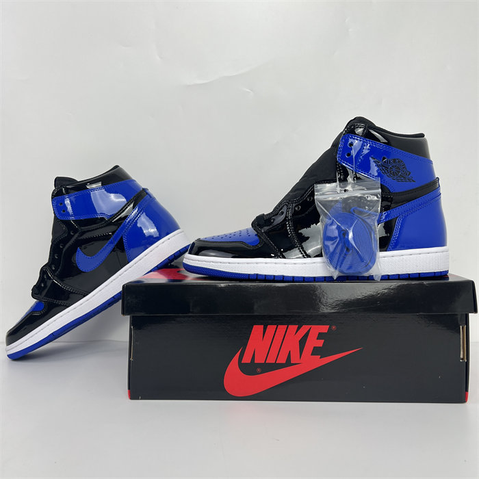 Jordan 1 Retro High Blue 555088-404