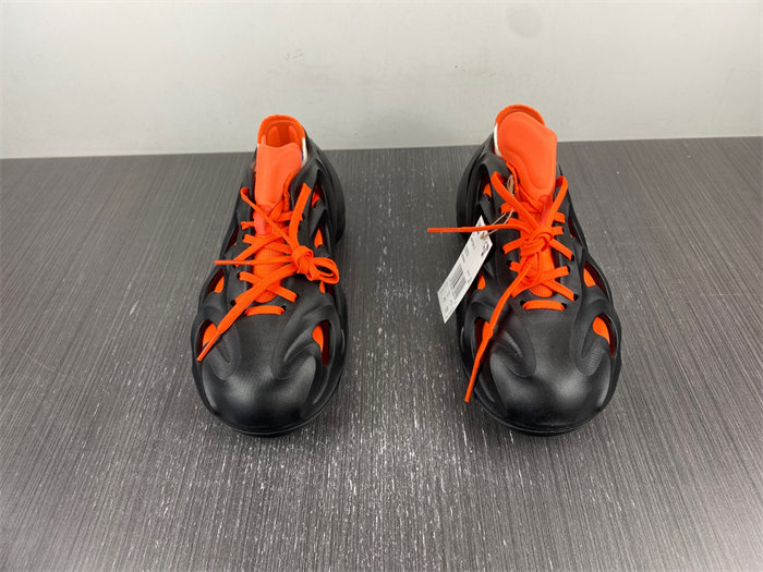 Ad*s adifom q core black impact orange hp6581