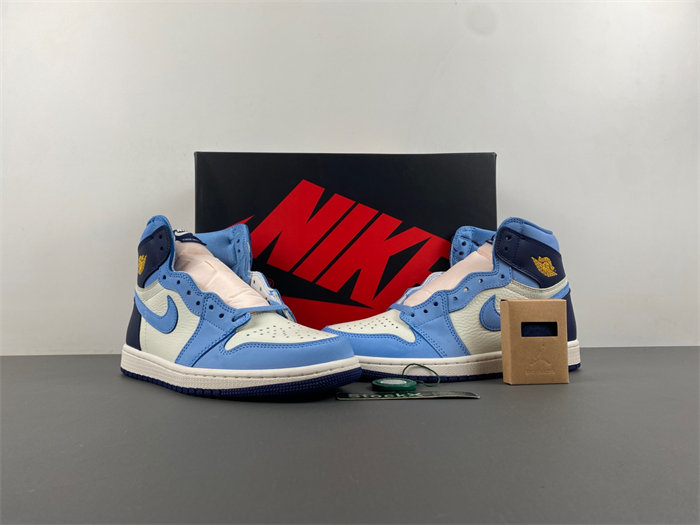 Air Jordan 1 High OG“First in Flight”   FD2596-400