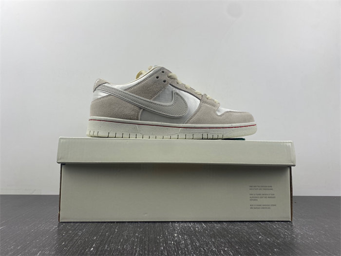 Nike SB Dunk Low City of Love FZ5654100