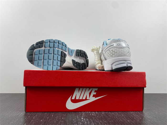 NIKE Air Zoom Vomero 5FN3432-001