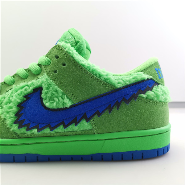 GRATEFUL DEAD X NIKE SB DUNK LOW “GREEN BEAR” CJ5378-300