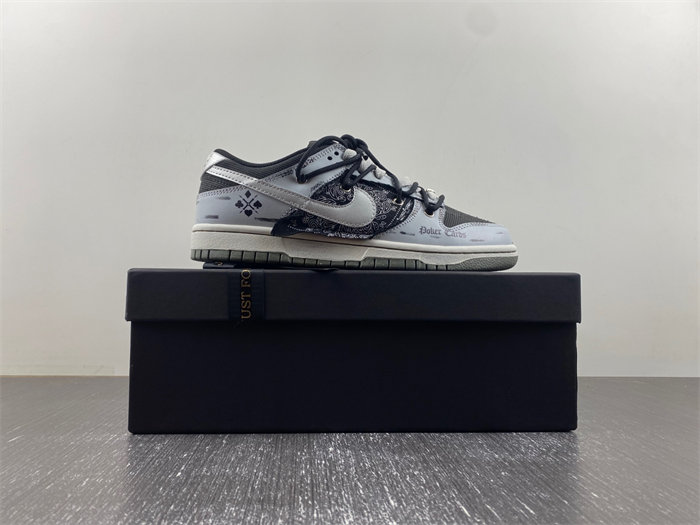 Nike Dunk Low DM0108-001