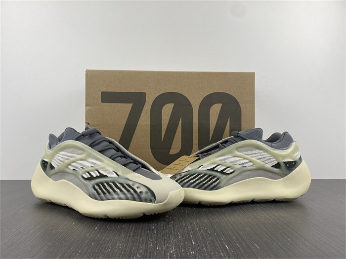 Ad*s yeezy 700 v3 fade salt  id1674