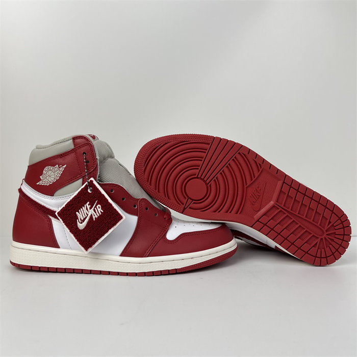 Jordan 1 Retro High OG Varsity Red DJ4891-061