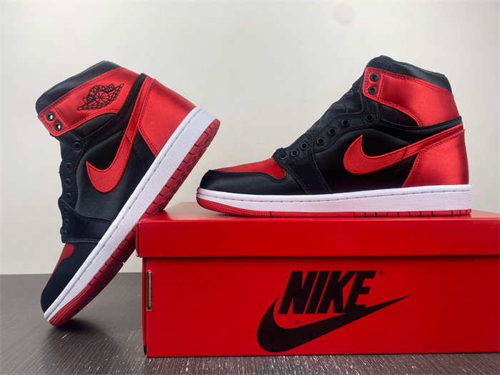 Air Jordan 1 High OG WMNS “Satin Bred” FD4810-061