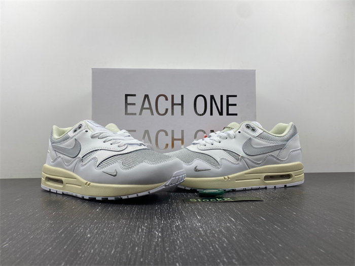 Patta x Nike Air Max 1 “White” DQ0299-100