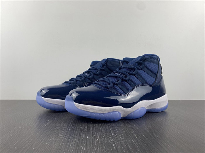 Air Jordan 11 378037-441