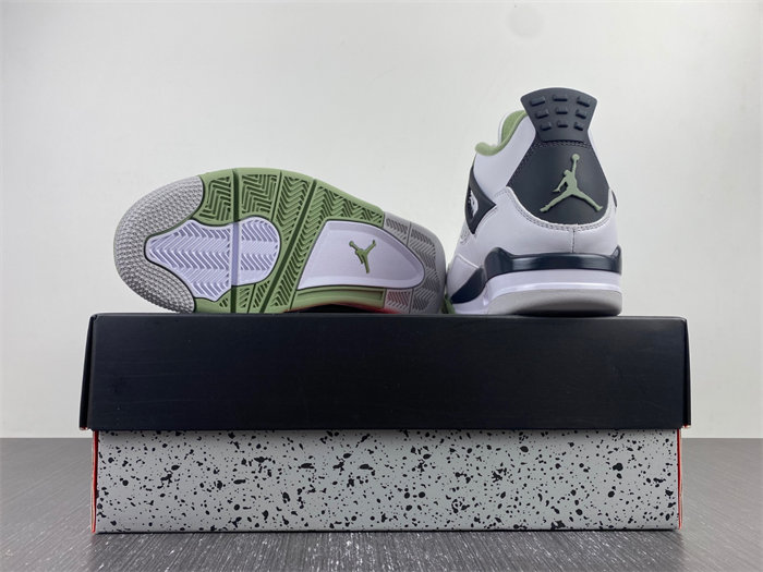 Jordan 4 Retro Seafoam  AQ9129-103