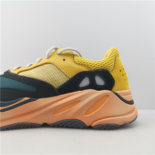 Ad*s yeezy boost 700 gz6984