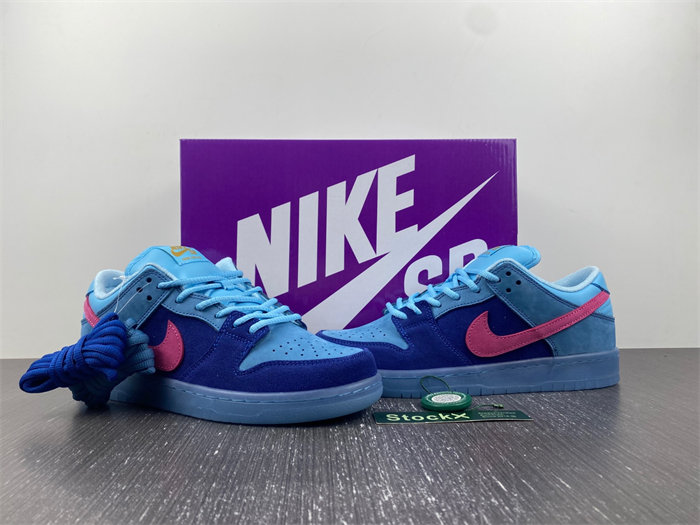 Nike SB Dunk Low Run The Jewels DO9404-400