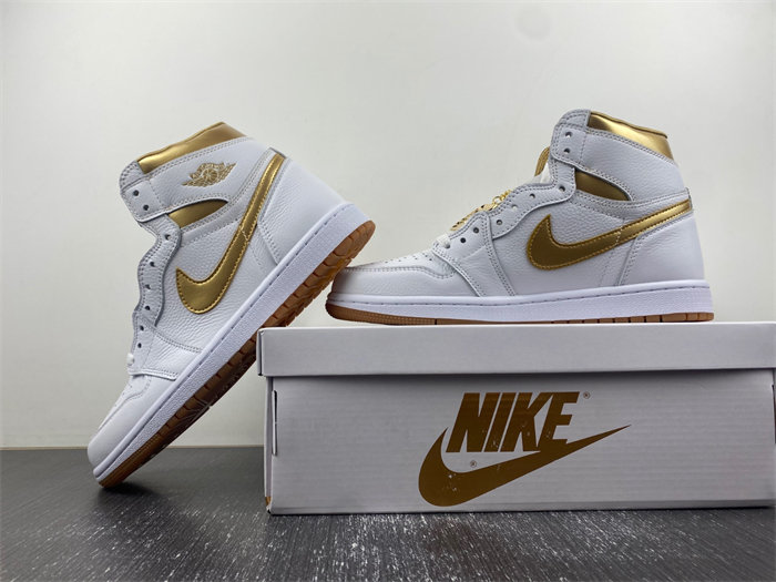 Jordan 1 Retro High OG Metallic Gold  FD2596-107