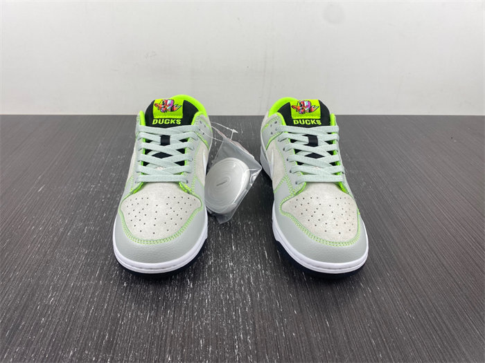 Dunk Low Oregon PE “Ducks of a Feather” FQ7260-001