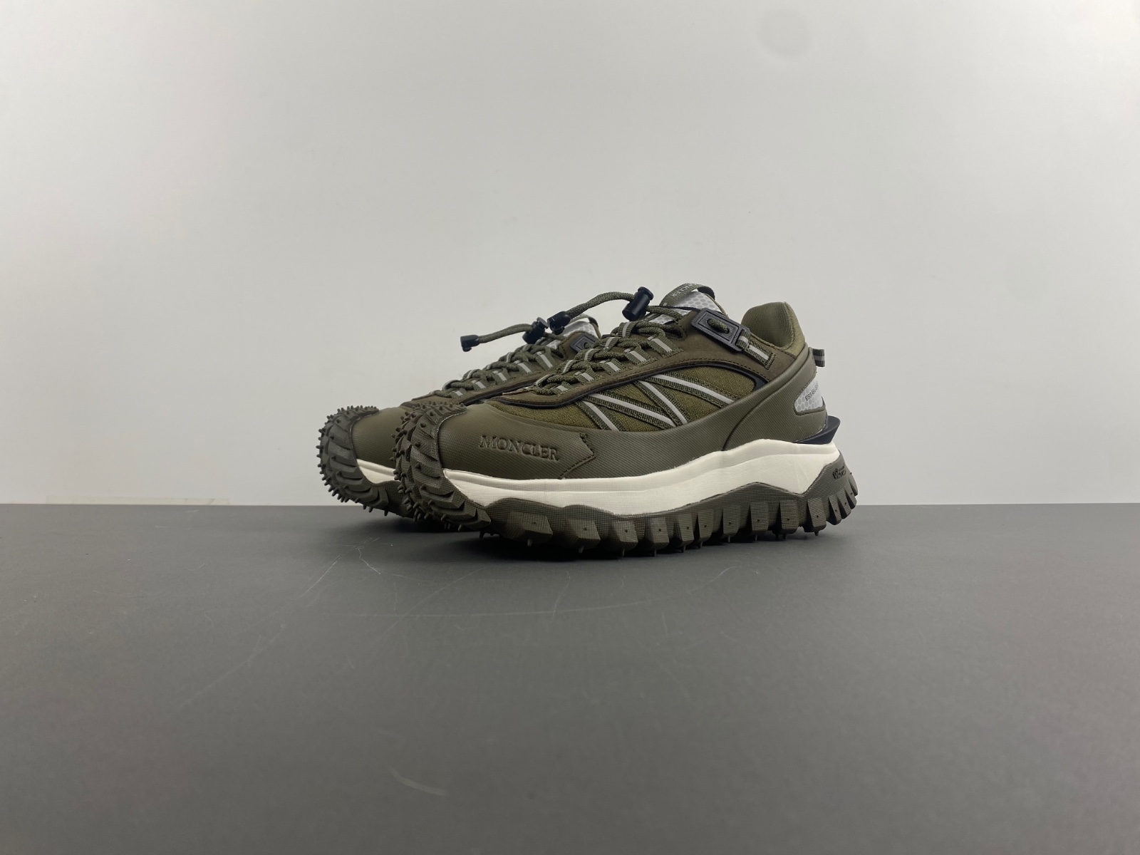 Moncler Trailgrip GTX 3M