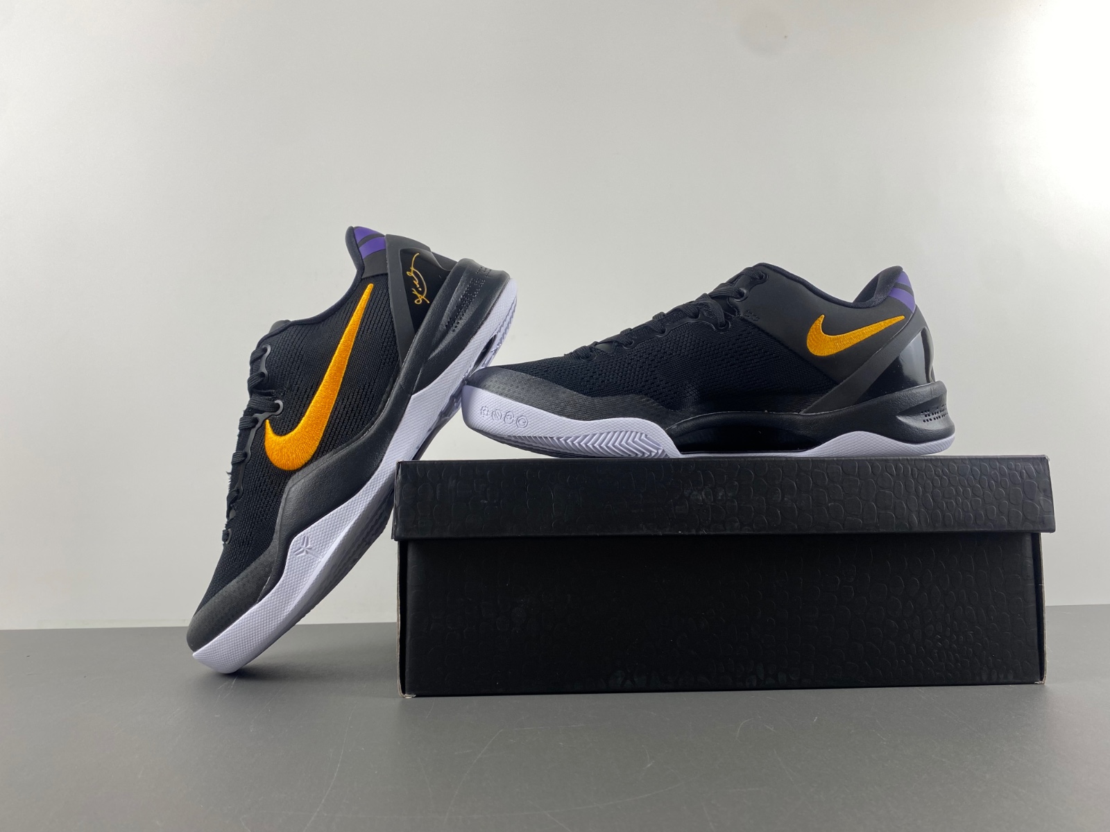 Nike Kobe 9 Protro EM “Gift of Mamba”HF9550-001