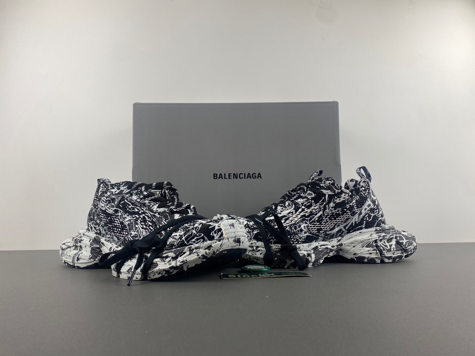 Balenciaga 十IAGA -PHANTOM SNEAKER  734734 W3XL2 0236