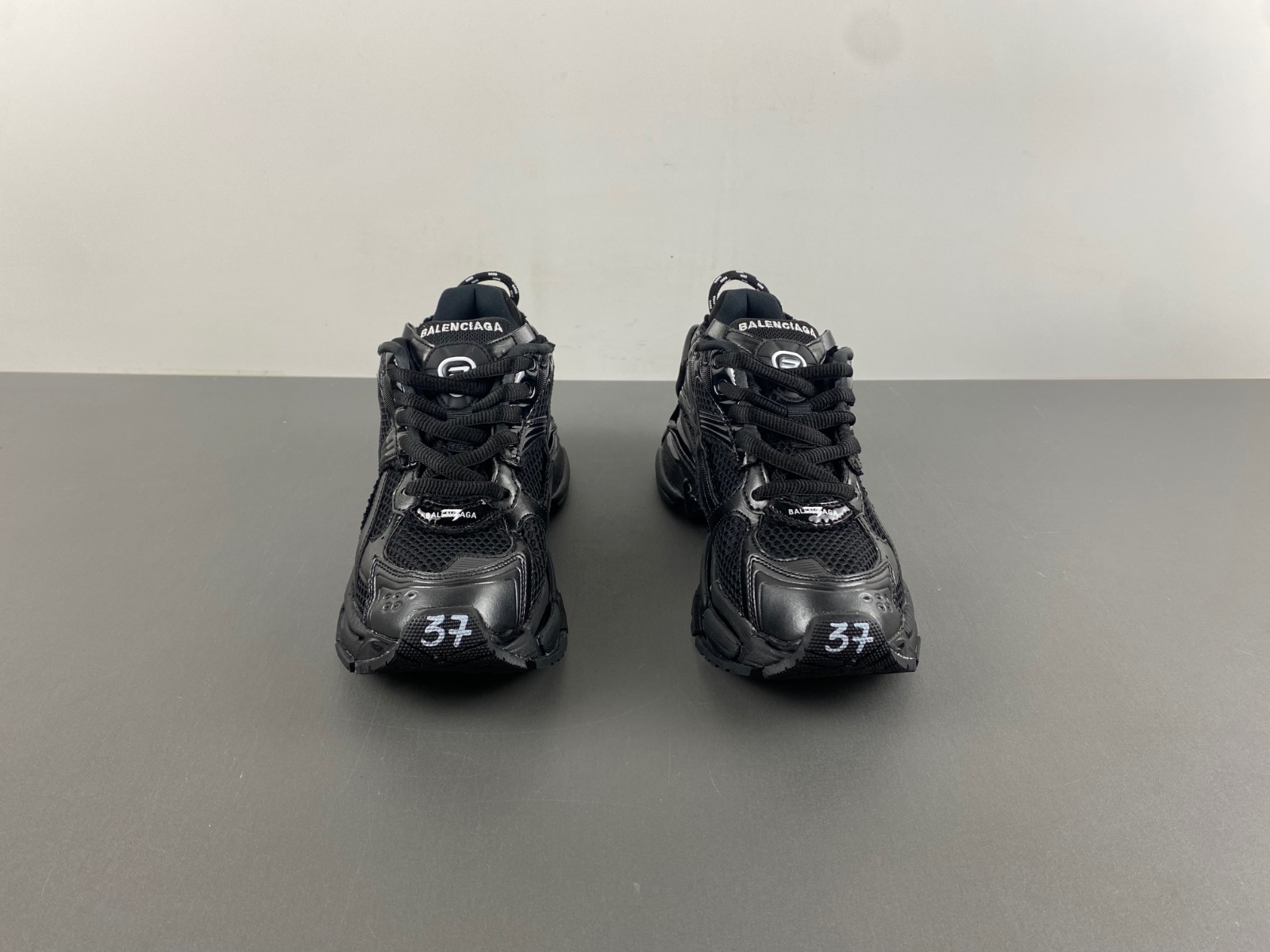 Balenciaga 772767-W3RNY-0135