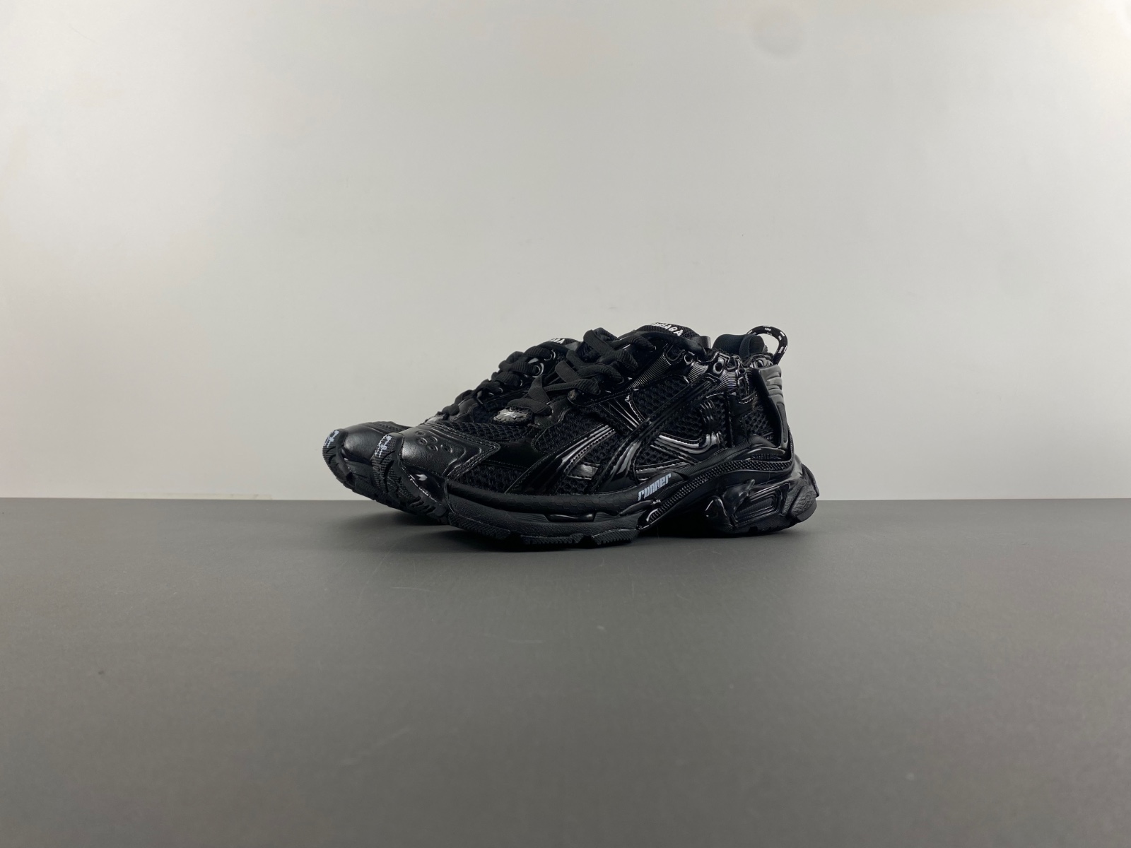 Balenciaga 772767-W3RNY-0135