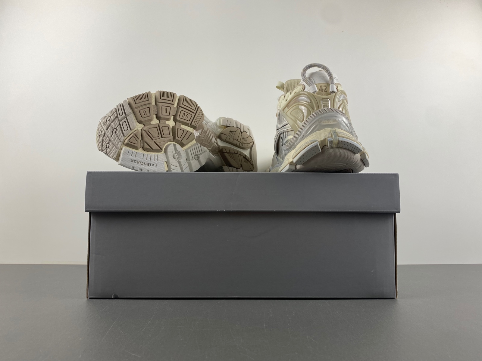 Balenciaga 772767-W3RNY-9797