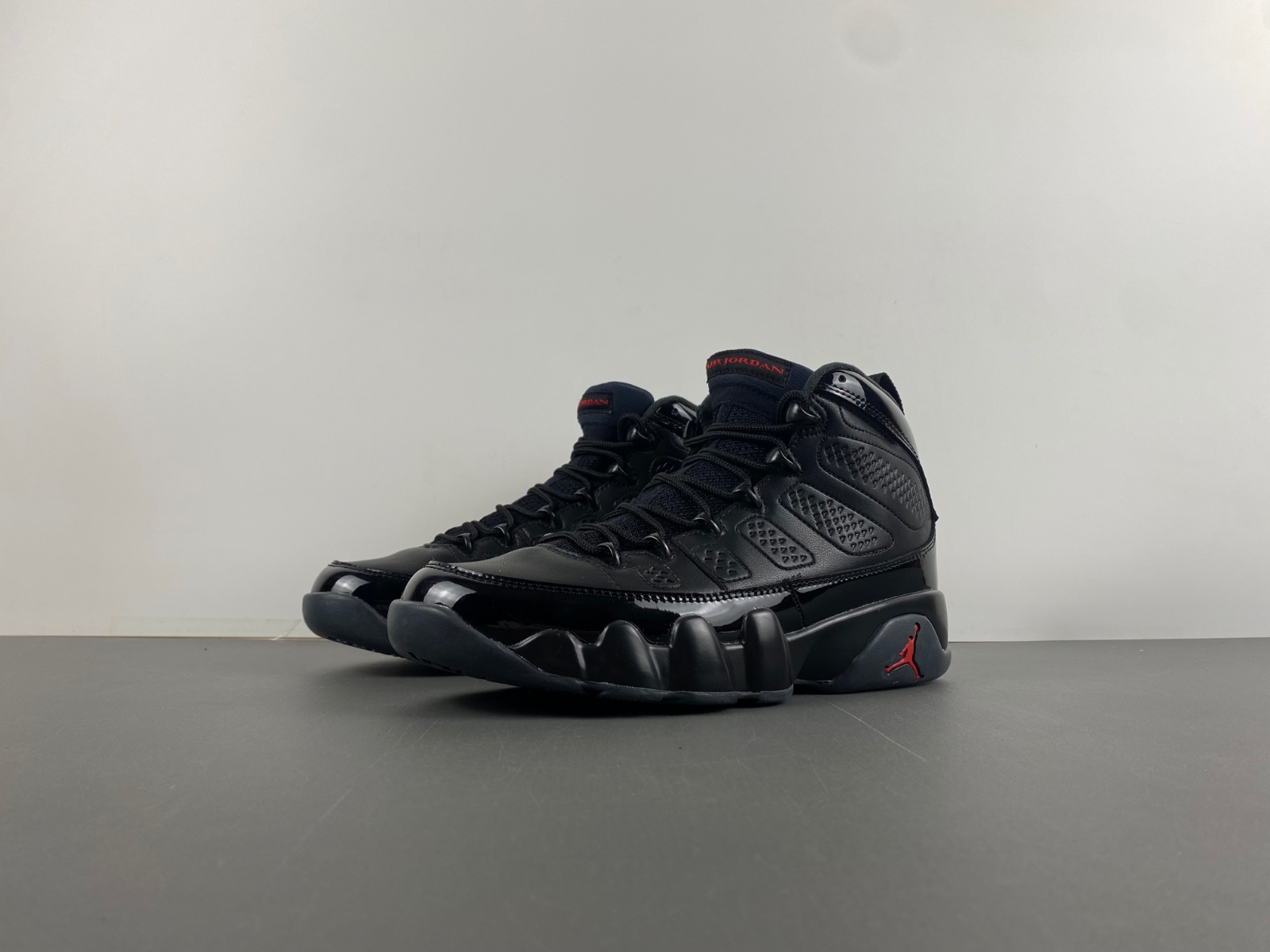 Air Jordan 9 “Bred”302370-014