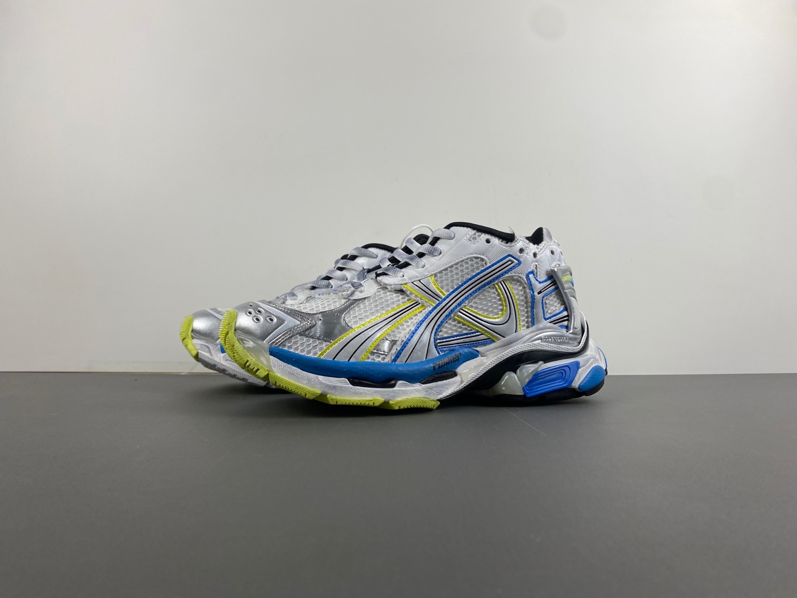 Balenciaga  772774-W3RNY-0213