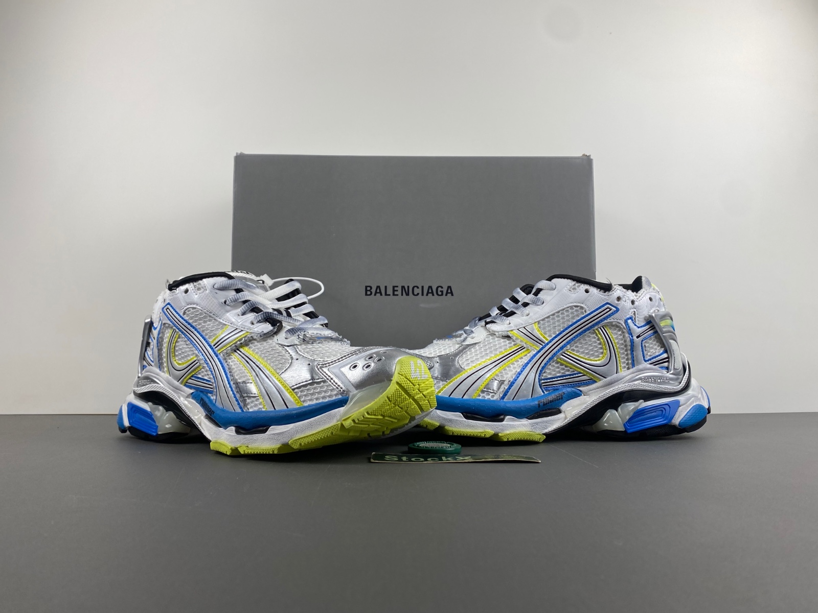 Balenciaga  772774-W3RNY-0213