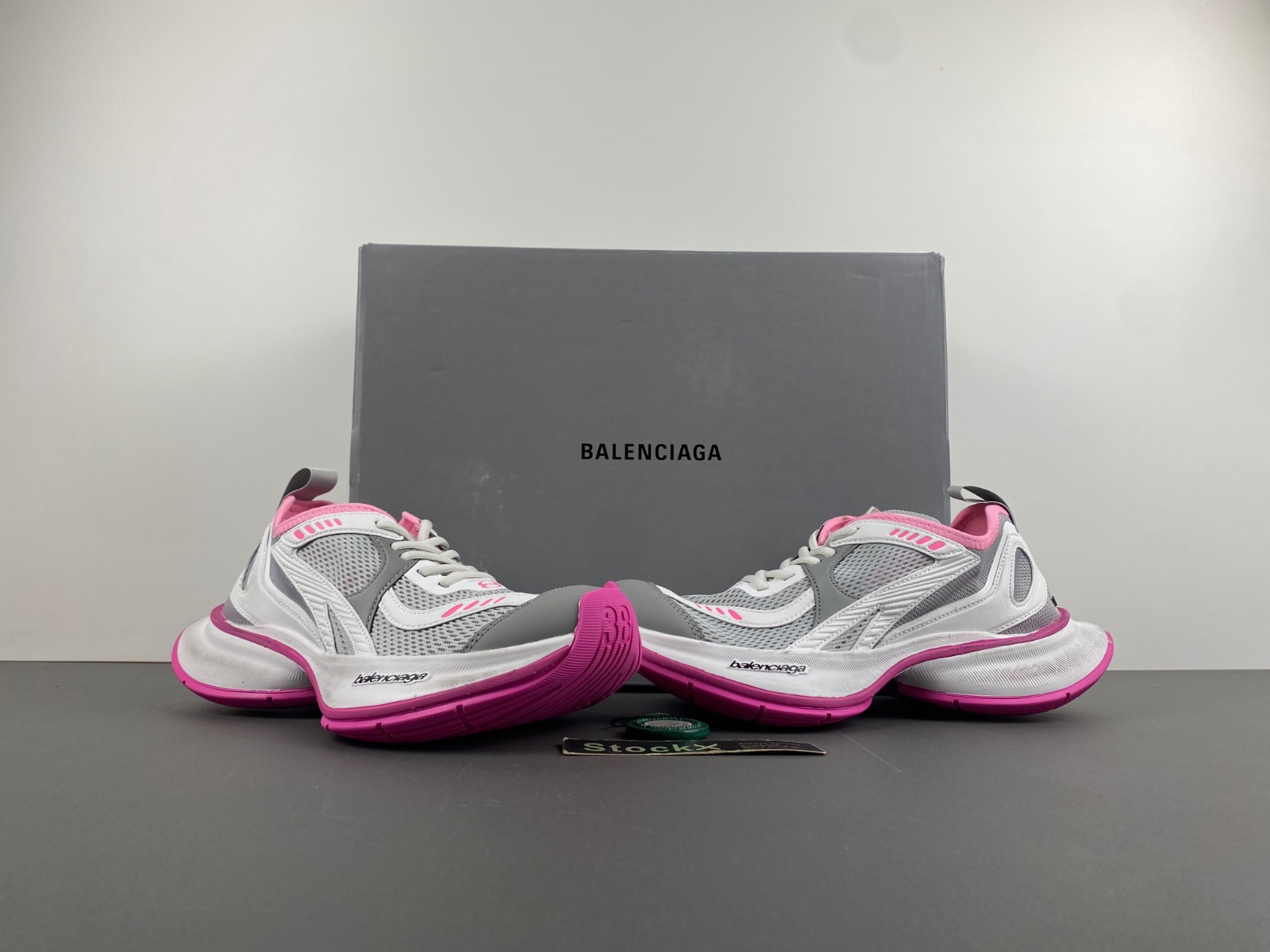 BALENCIAGA 793944 WFLGY 1950