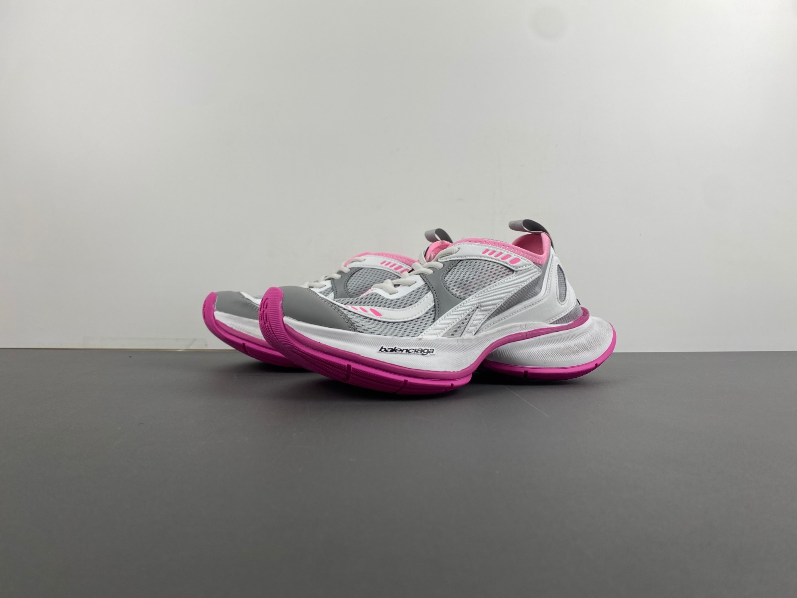 BALENCIAGA 793944 WFLGY 1950