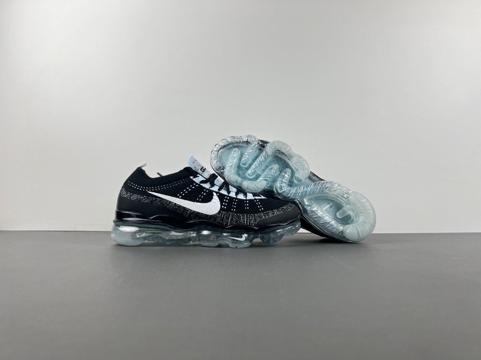 Nike Air VaporMax 2023 Flyknit  DV1678-010