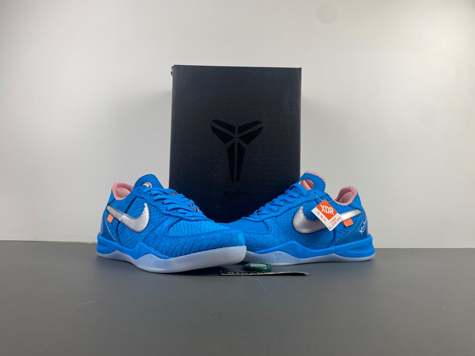 Nike Kobe 8 ZK 8  555035-304