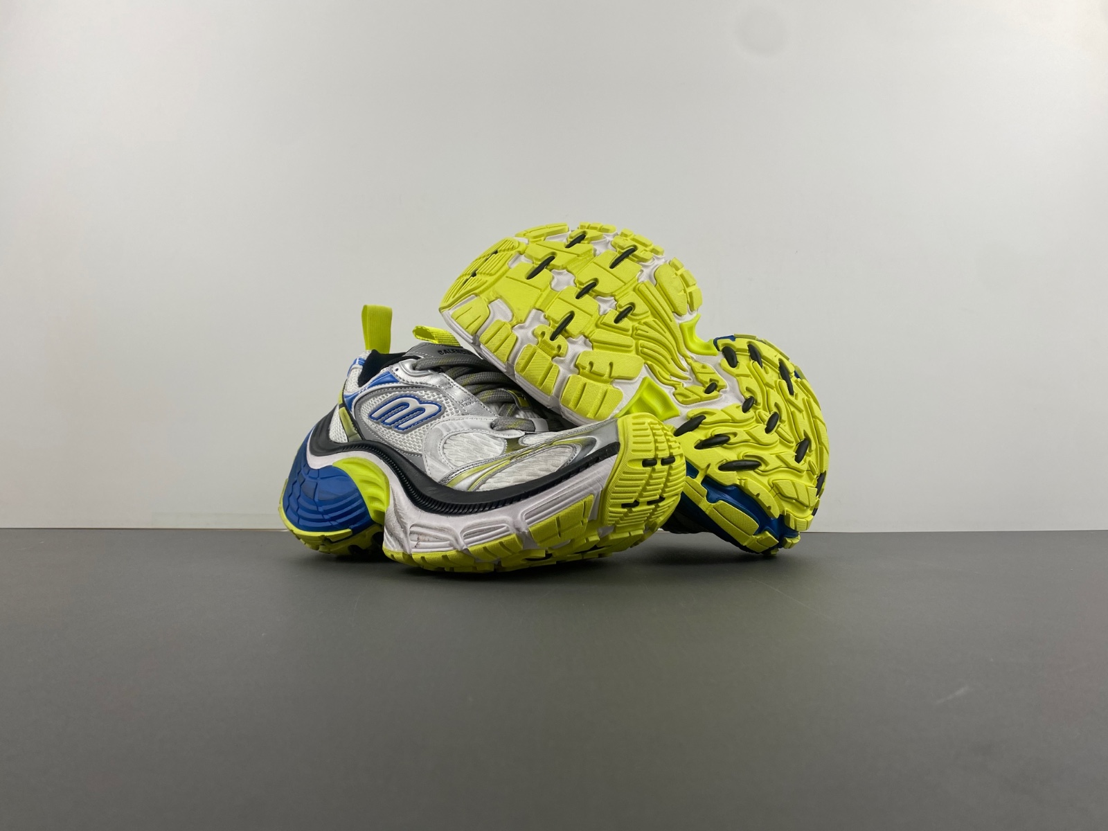 Balenciaga 911  792779 W2MV2 9741