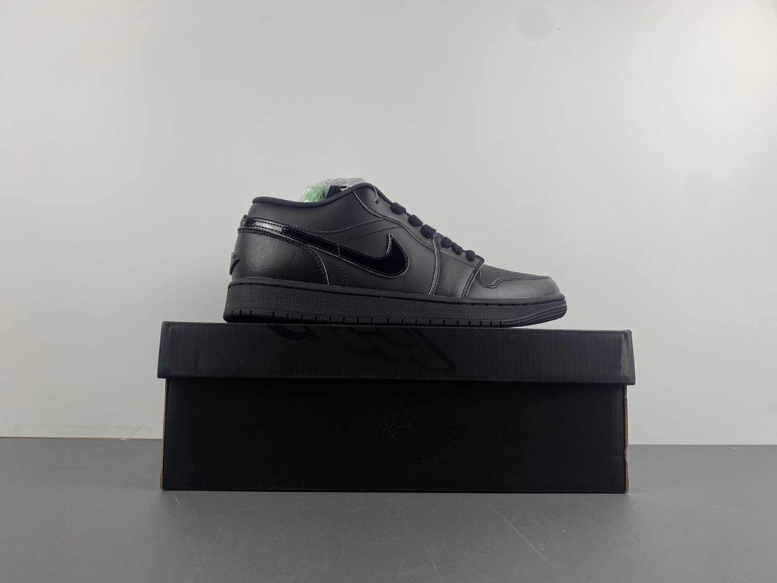 Air Jordan 1 Low  HM3690-001