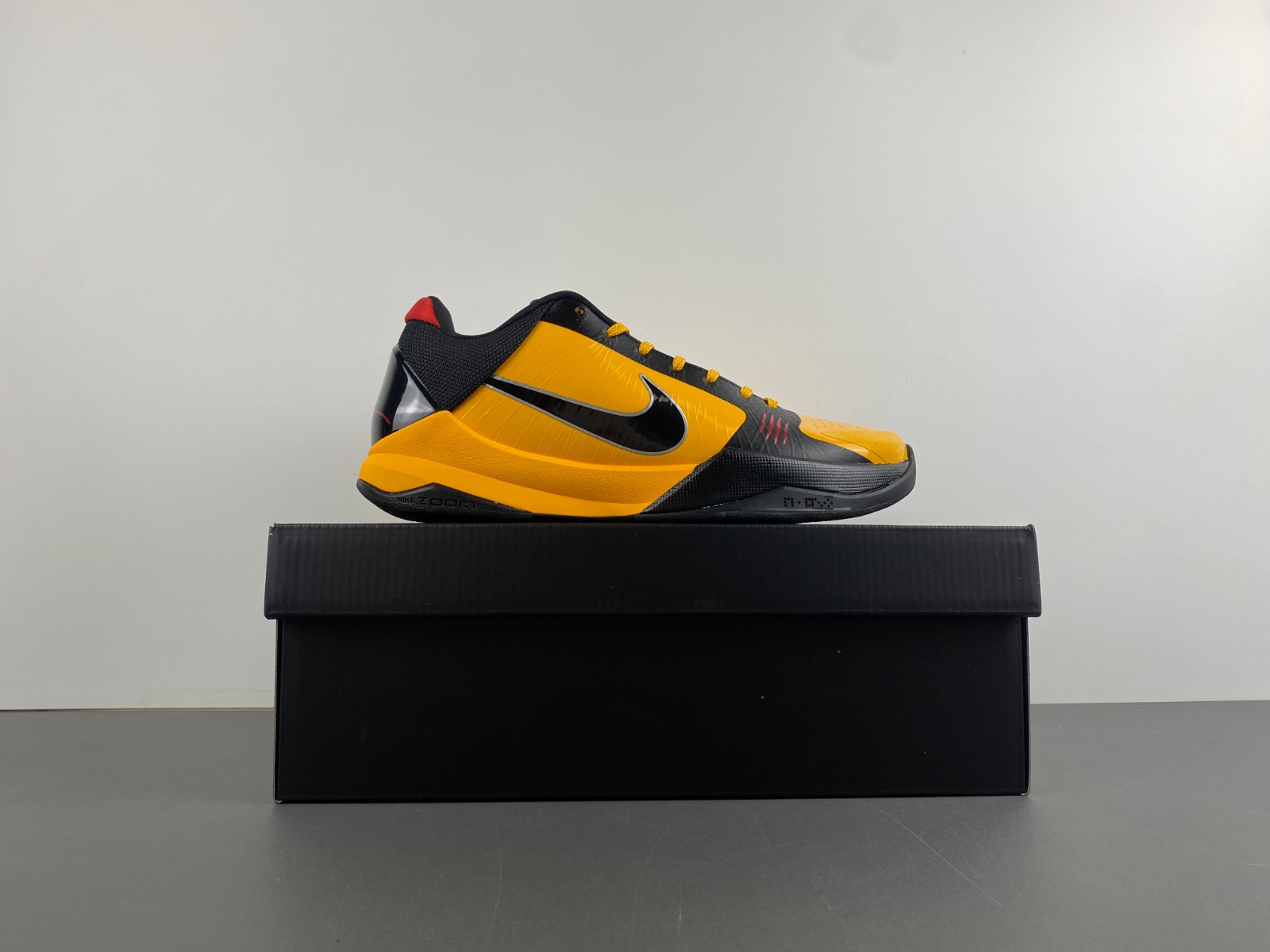 Nike Kobe 5 Protro “Bruce Lee  CD4991-700