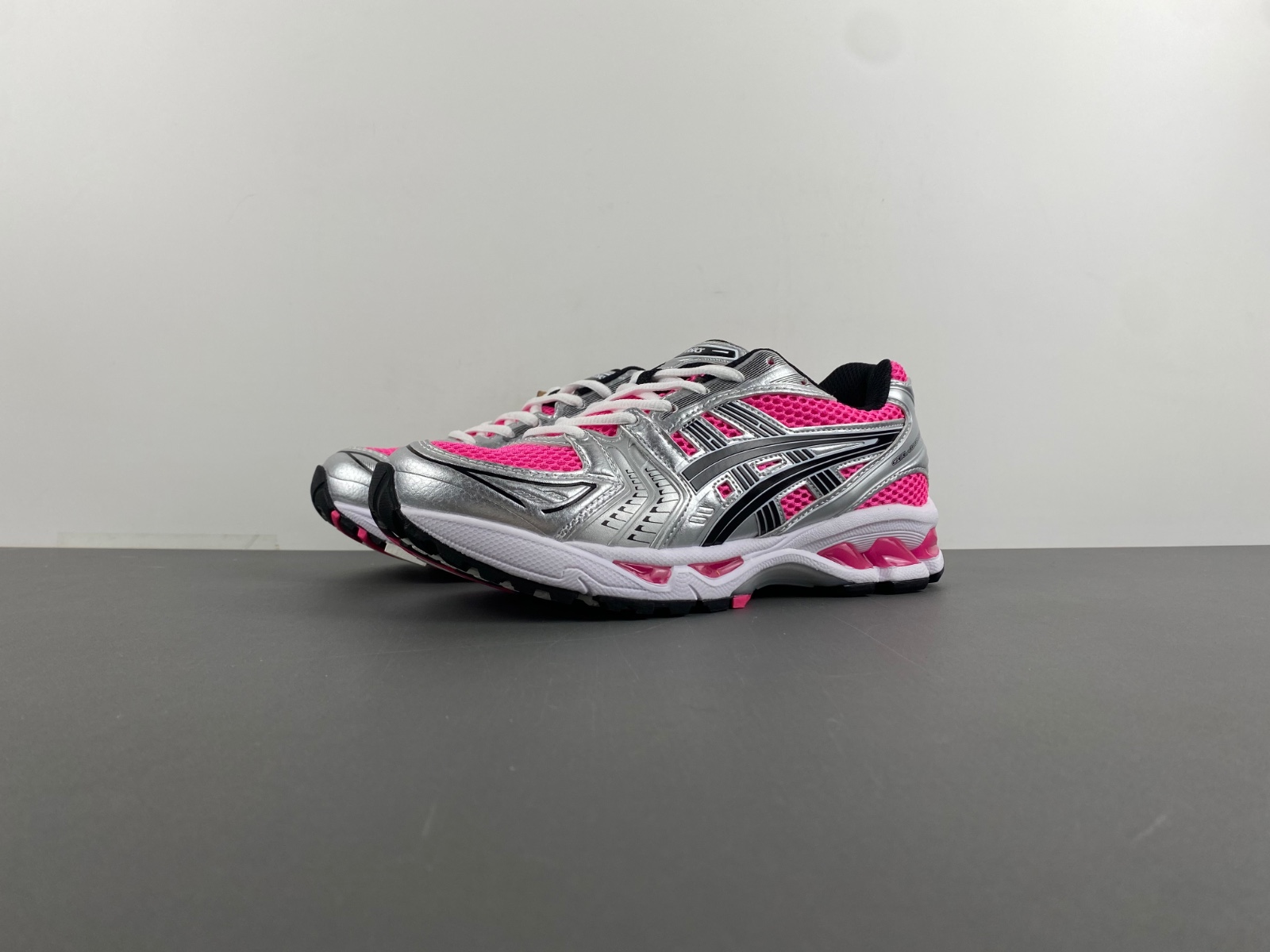 As*ic*s gel-kayano 14 1201a019-700