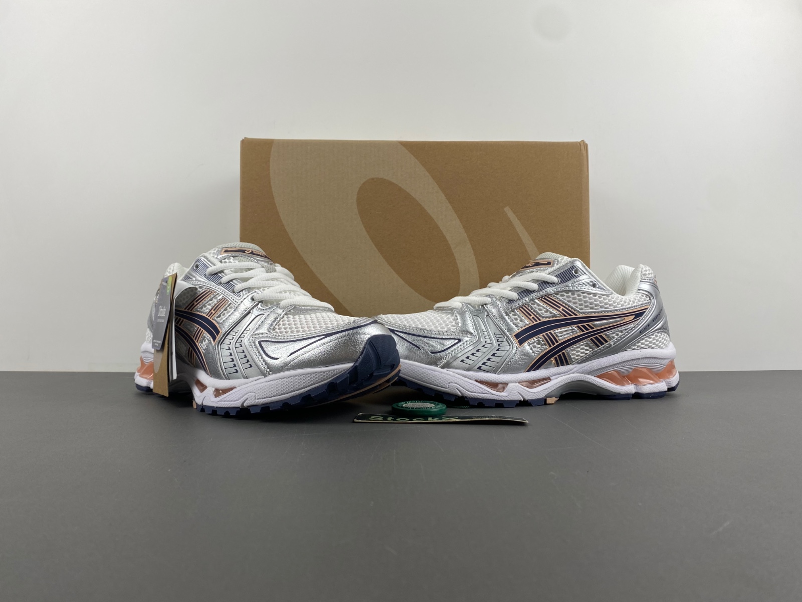 As*ic*s gel-kayano 14 1202a056-103