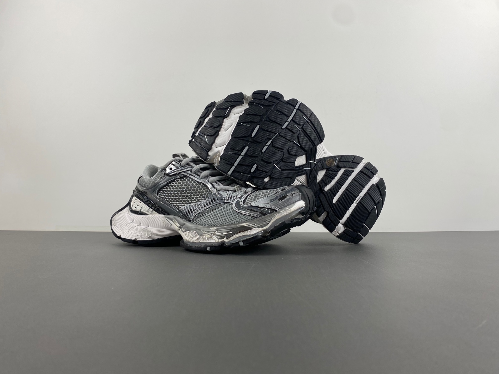 Balenciaga 803682-W3ST4-1100