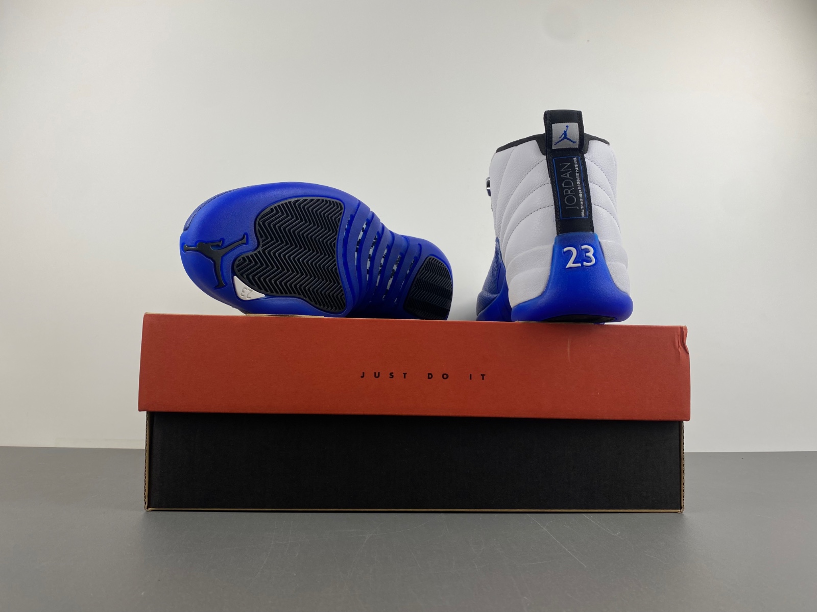 Air Jordan 12 “Blueberry CT8013-140