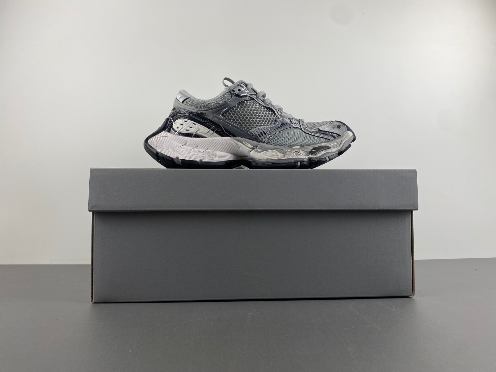 Balenciaga 803682-W3ST4-1100