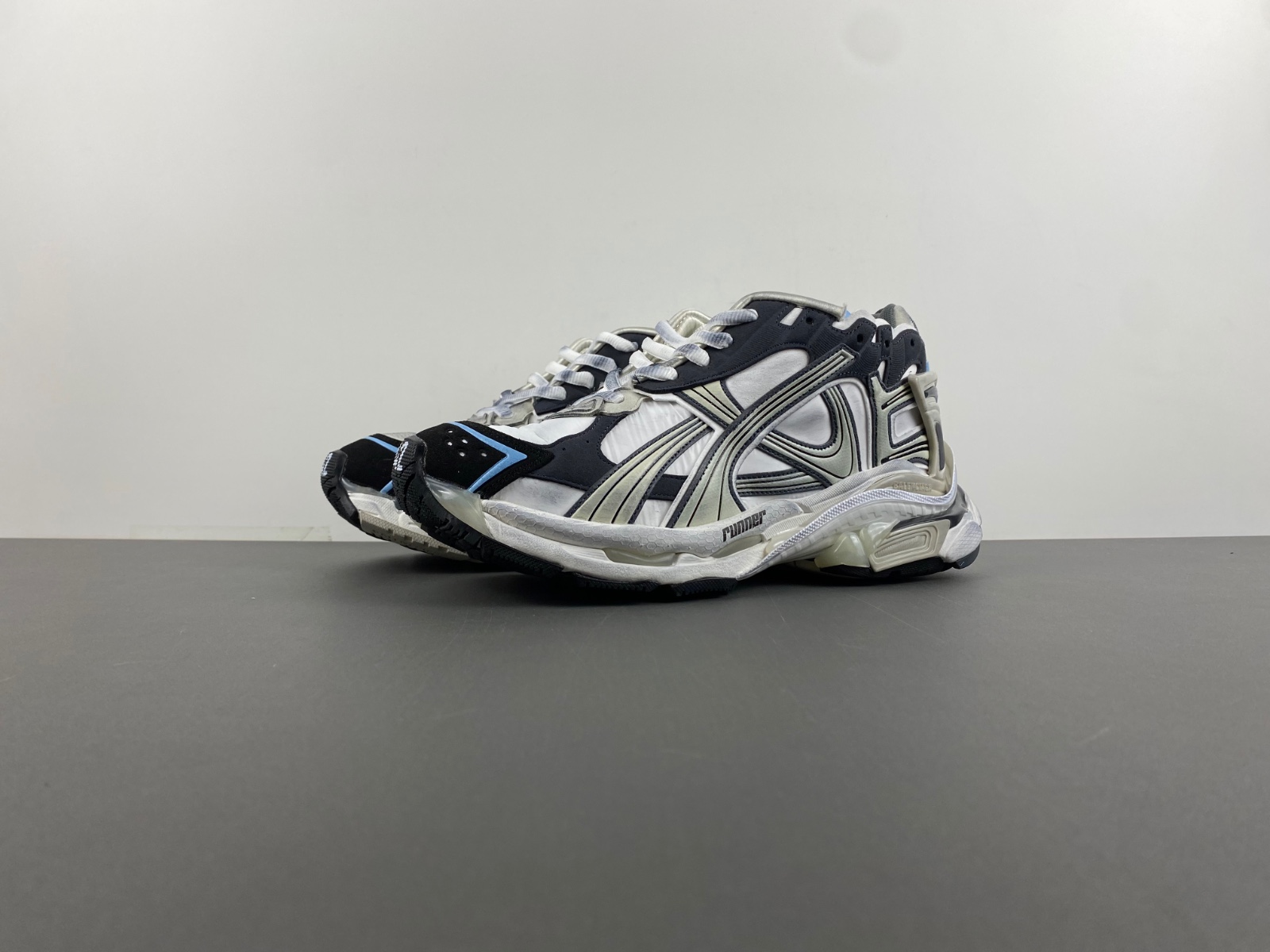 Balenciaga 772774-W3RNY-0623