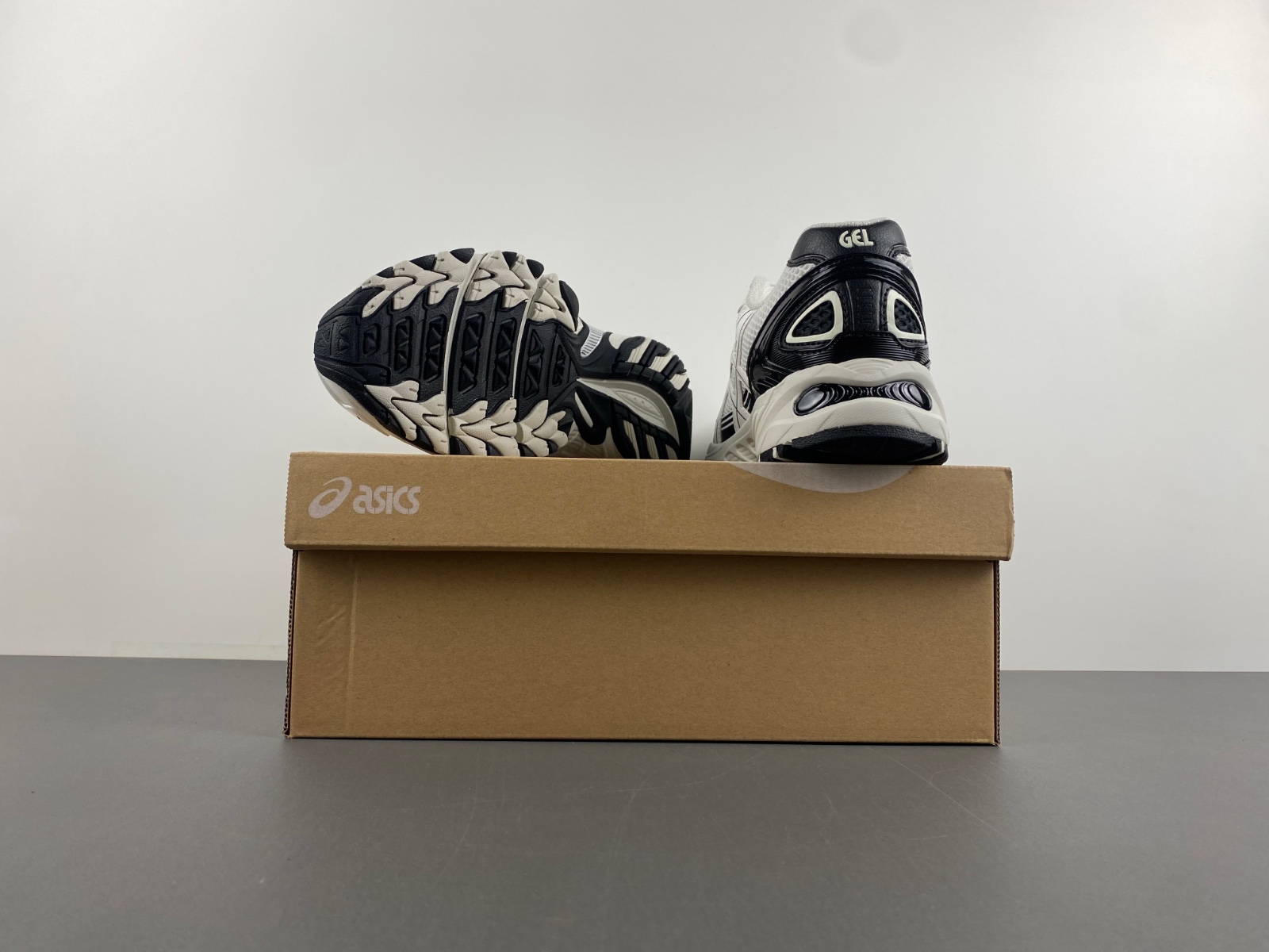 Asics Gel-Kahana Tr V4 "Black Silver"  1203A497-100
