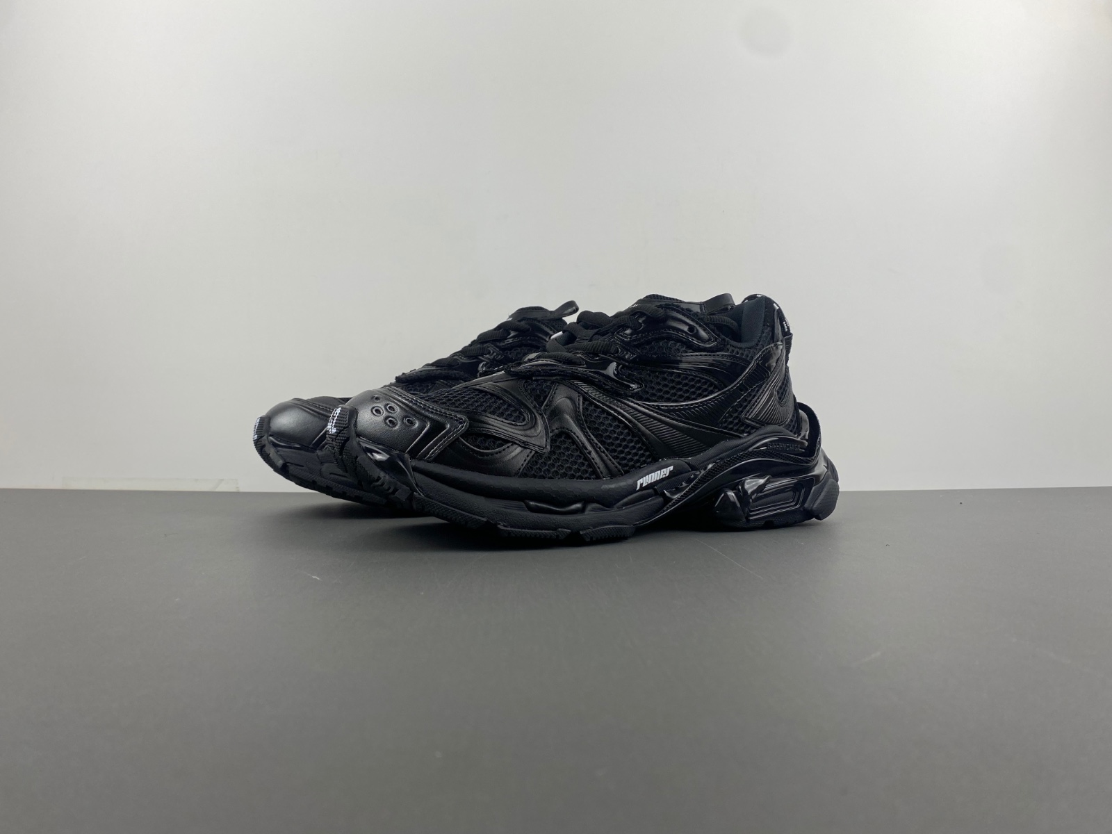 Balenciaga 779066-W3RBXP-1090