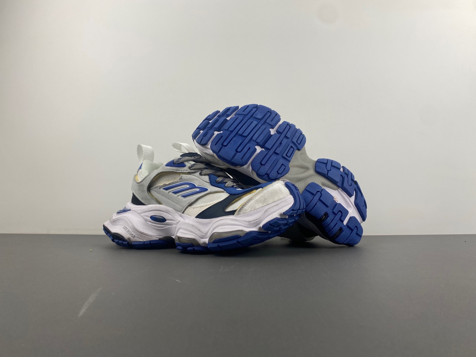 Balenciaga  785754 W2LX1 1170