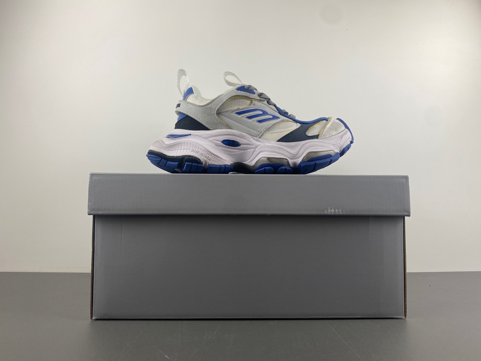 Balenciaga  785754 W2LX1 1170