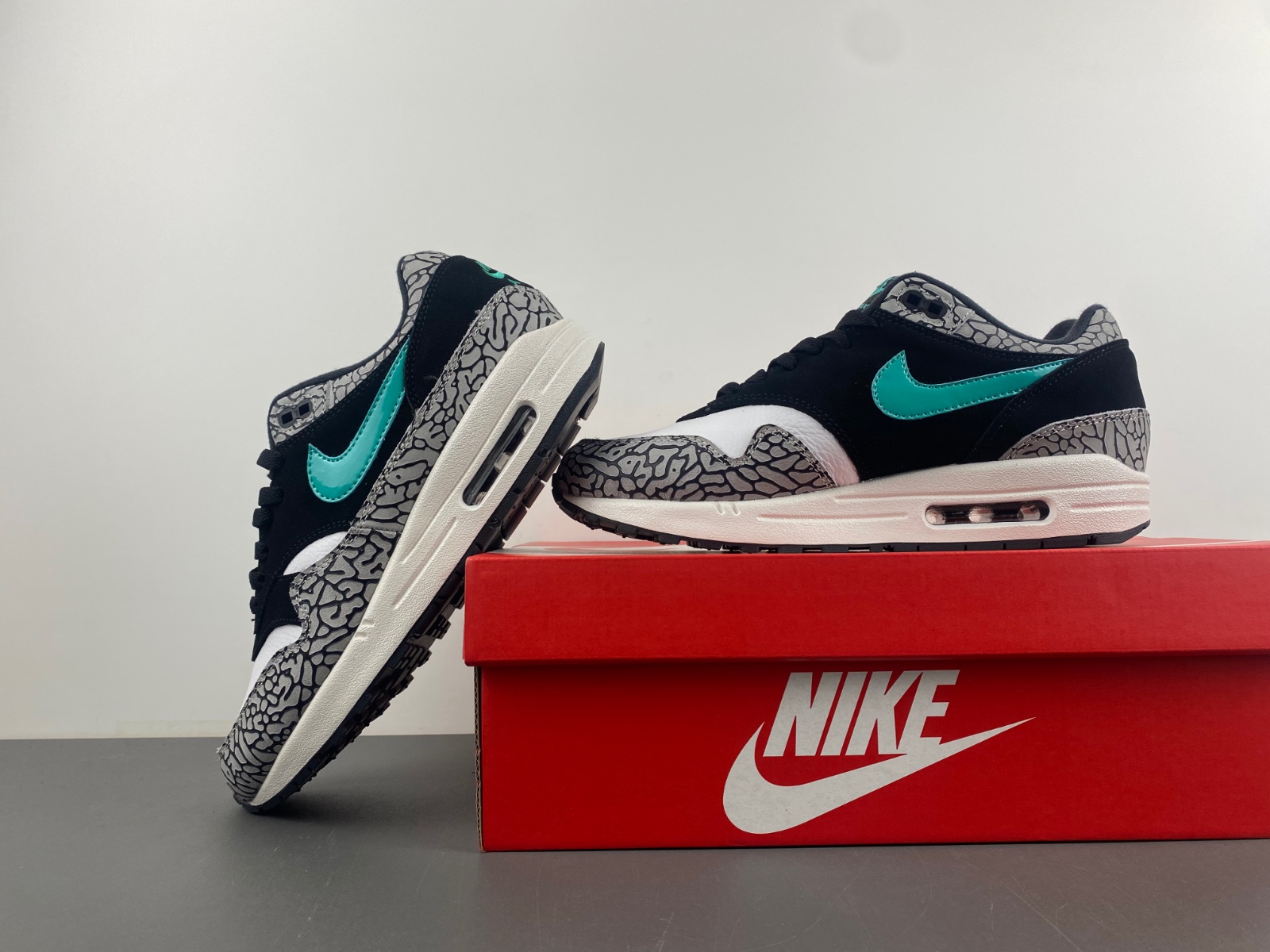 Air Max 1 Premium  908366-001