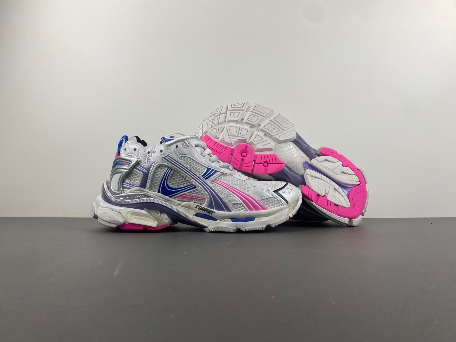 Balenciaga 772774-W3RNY-6120