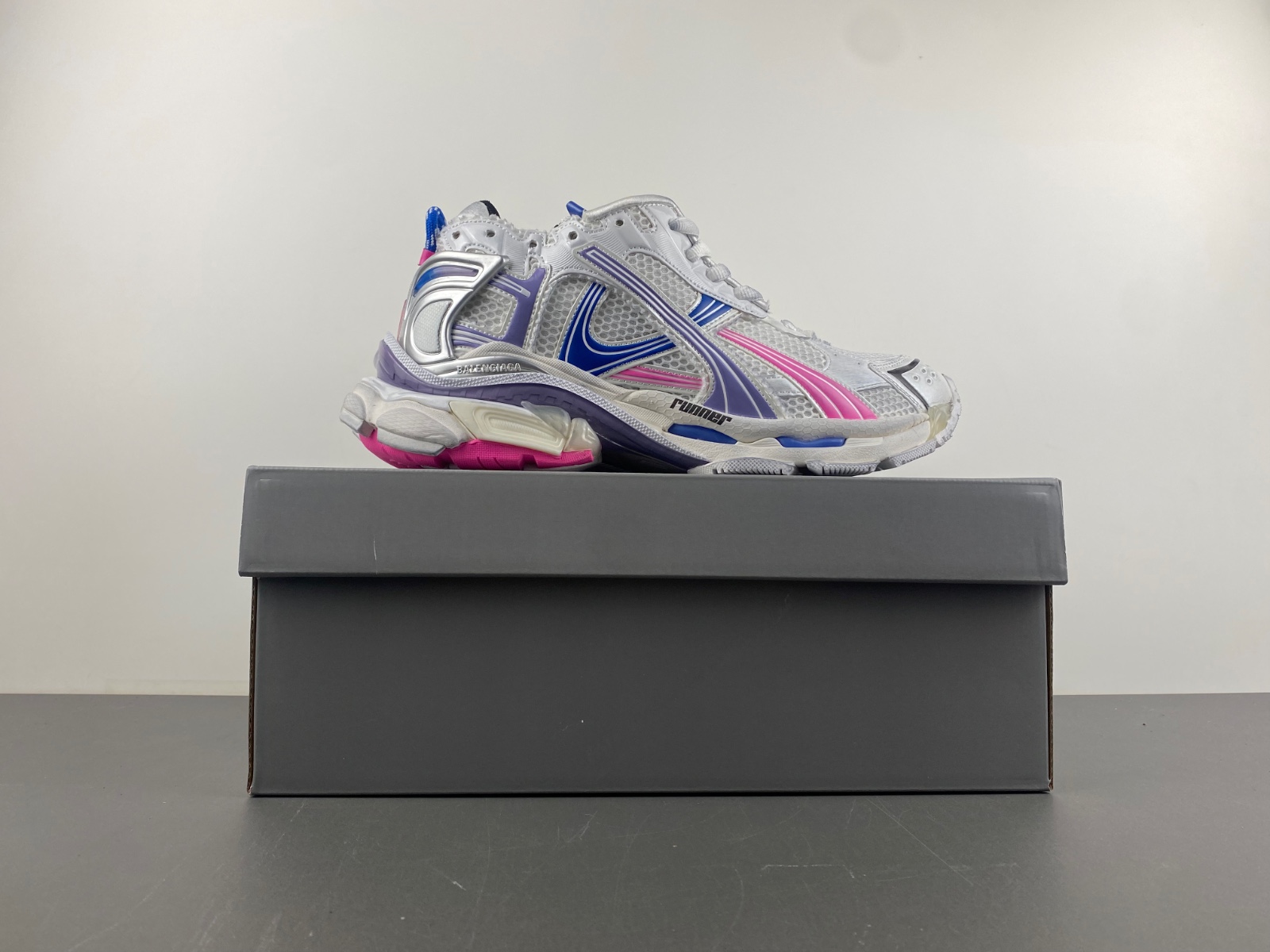 Balenciaga 772774-W3RNY-6120